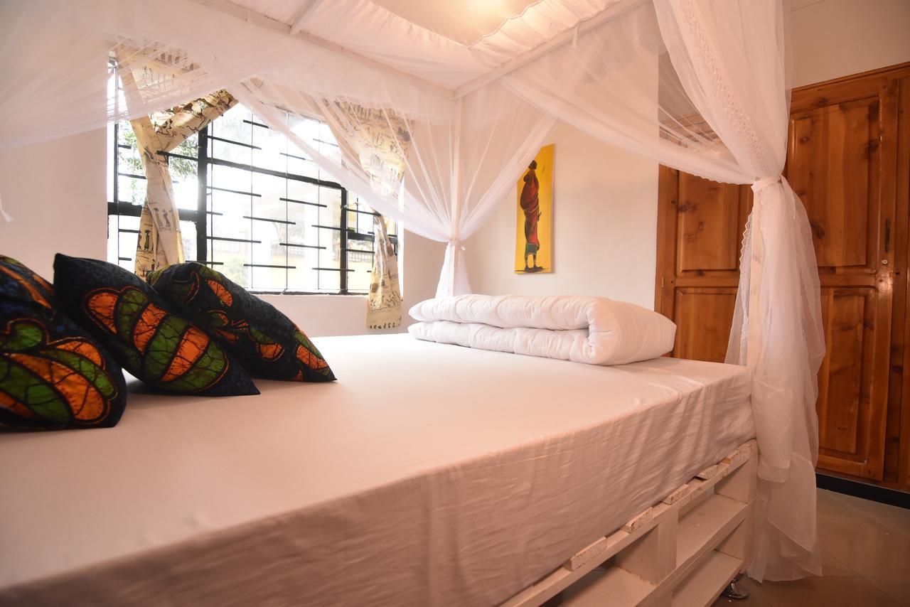 Mambo Arusha Hostel Екстер'єр фото