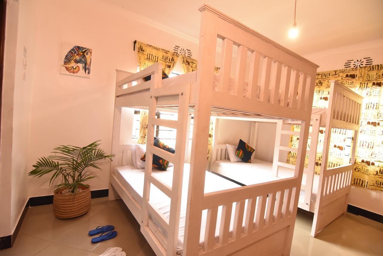 Mambo Arusha Hostel Екстер'єр фото