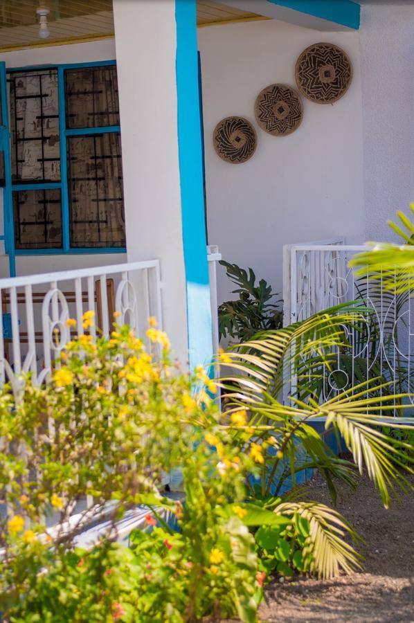 Mambo Arusha Hostel Екстер'єр фото