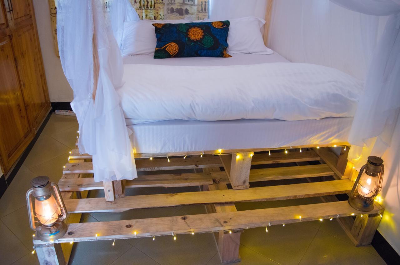 Mambo Arusha Hostel Екстер'єр фото